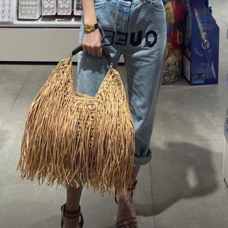 Bolsa de Palha com Franjas Boê - Ethnic Fashion Designer avaliação e preço